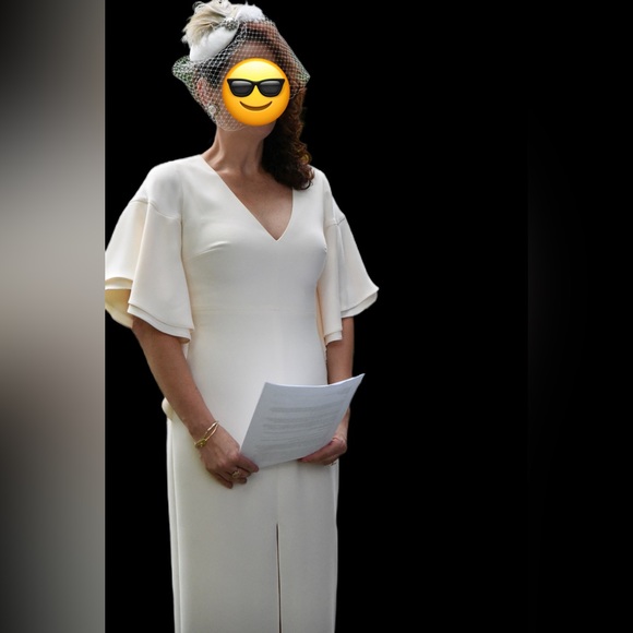 Halston Heritage size 4 Ivory Wedding Dress - Picture 6 of 13